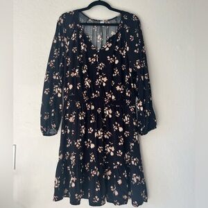 Old Navy Black Floral Long Sleeve Dress